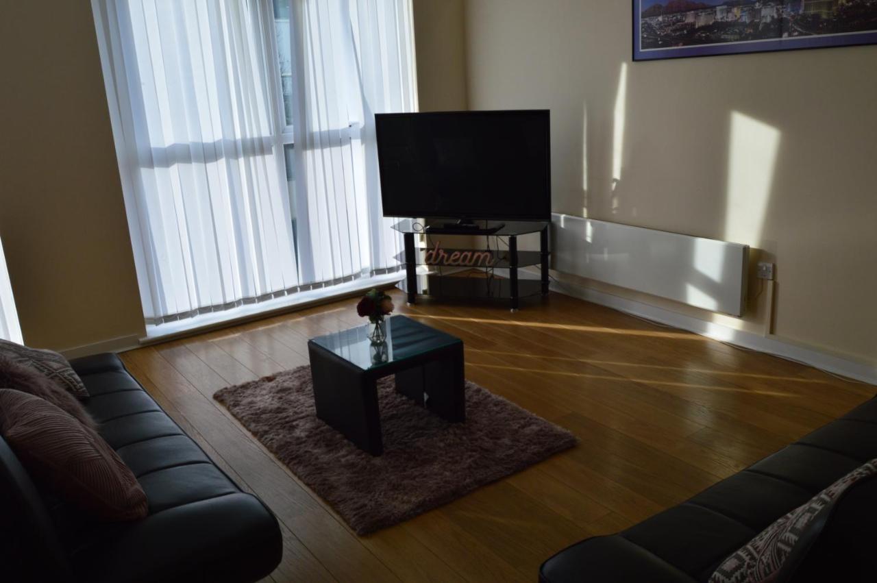 Bambz Luxury Aparment Manchester Exterior photo